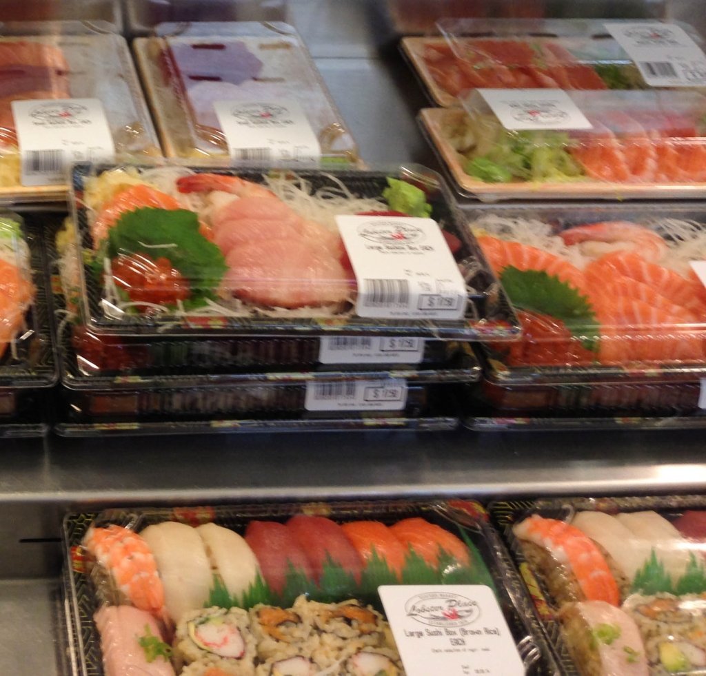 Fresh made sushi! - The Petit Gourmet©