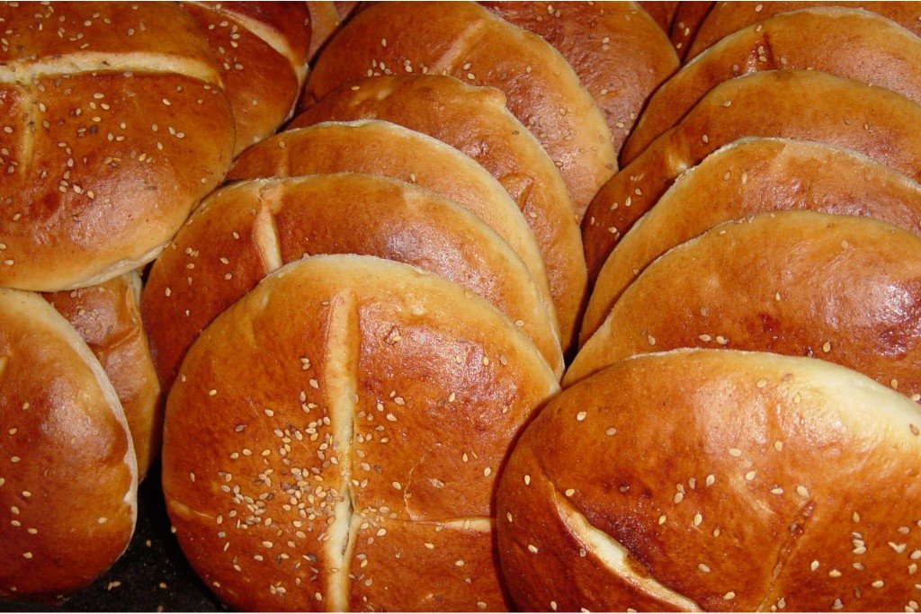 khubz or Moroccan bread - The Petit Gourmet