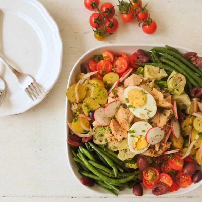 Dominican Niçoise Salad with Tuna and Naranja Agria Dressing (35g Protein)