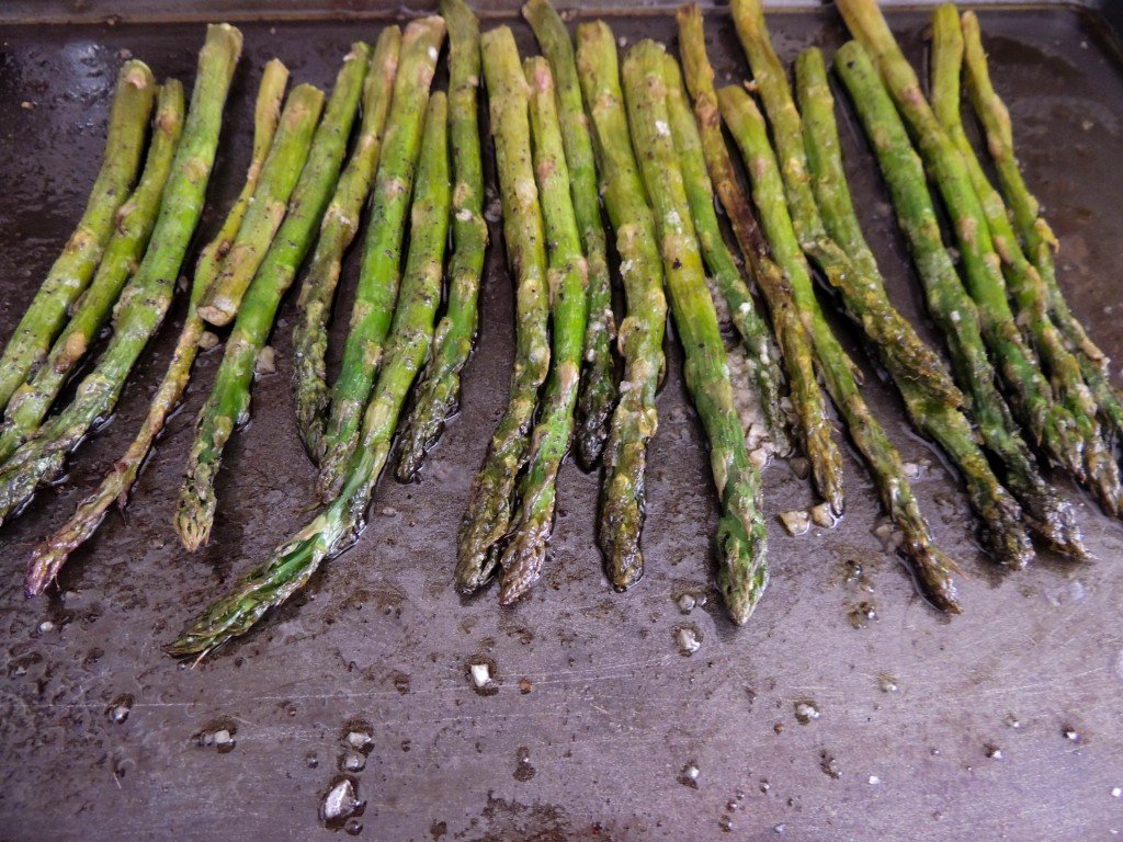 Roasted asparagus - The Petit Gourmet