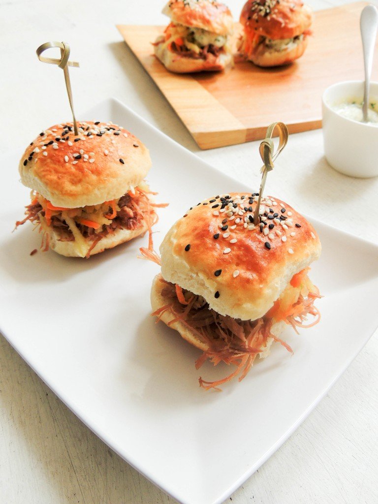 Duck confit sliders #weekdaysupper - The Petit Gourmet