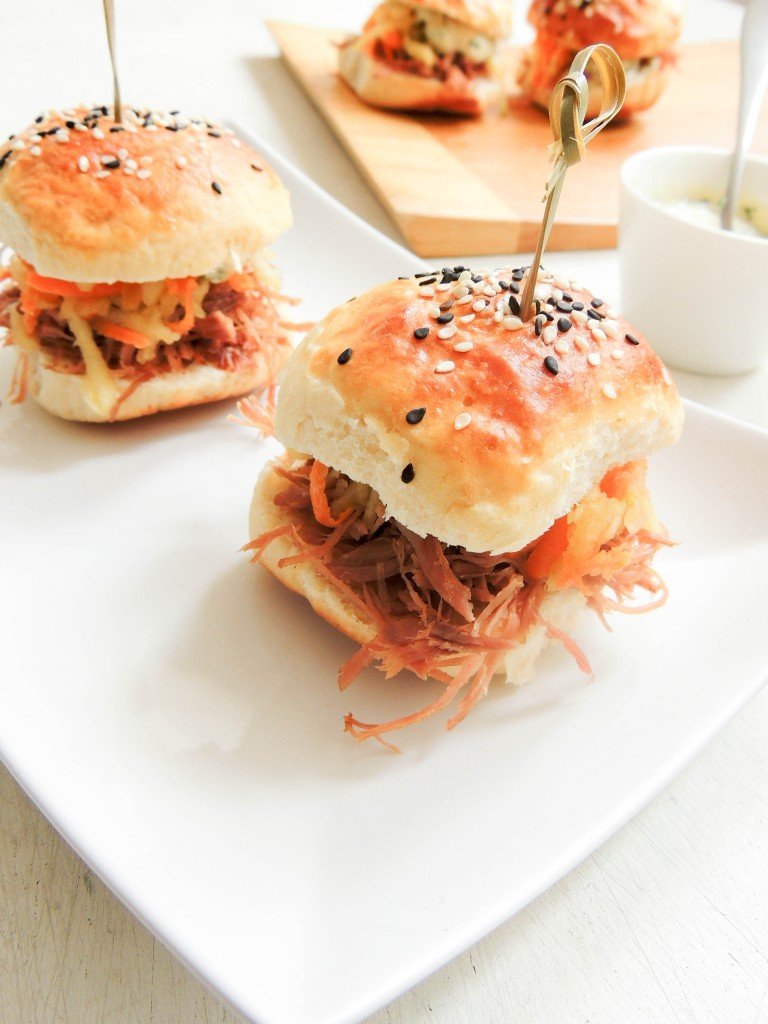 Duck confit sliders #weekdaysupper - The Petit Gourmet