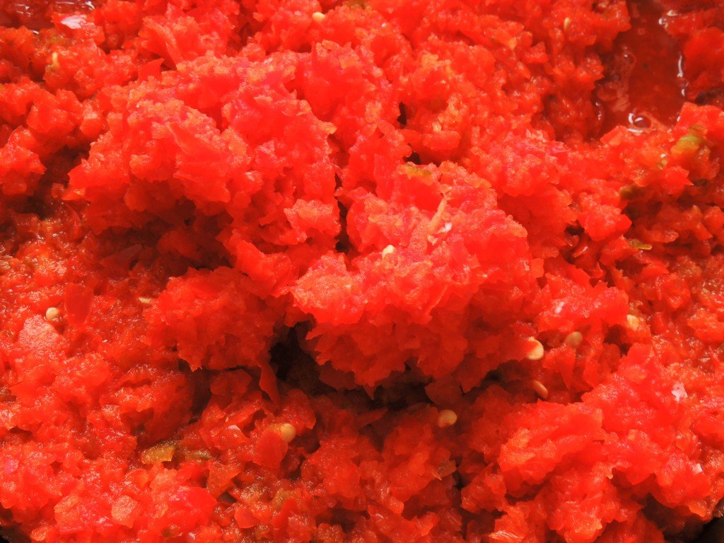 Red bell pepper jelly - The Petit Gourmet