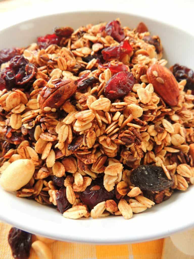 Honey Granola - The Petit Gourmet