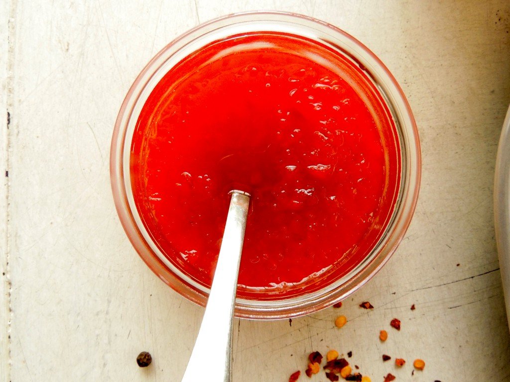 Red bell pepper jelly - The Petit Gourmet