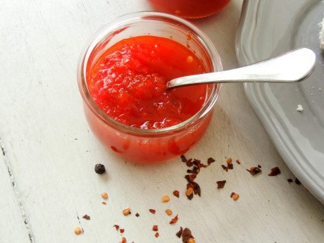 Homemade red bell pepper jelly