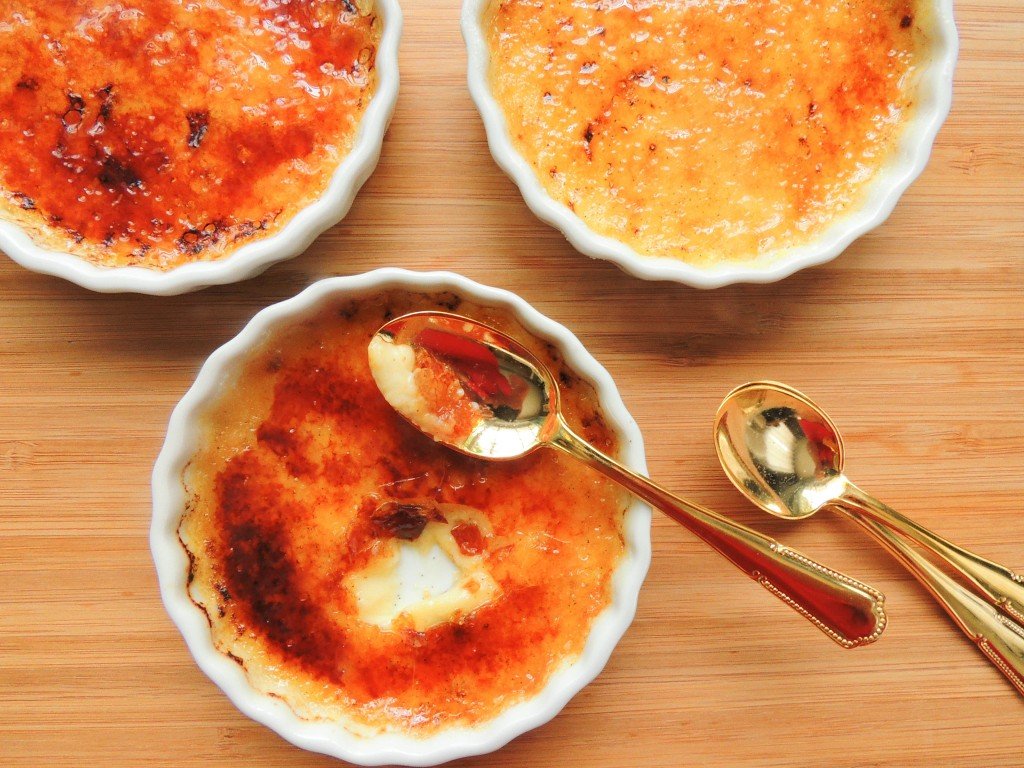 Vanilla bean Crème brûlée - The Petit Gourmet