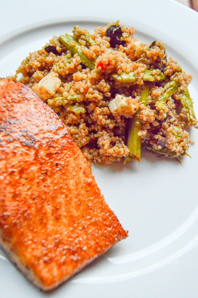 Greek Quinoa Salad - The Petit Gourmet