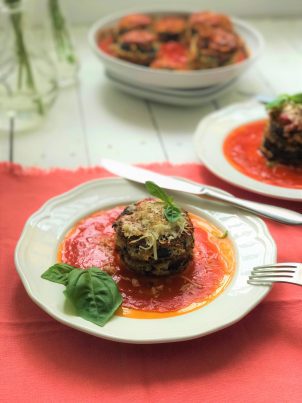 Crunchy breaded eggplant parmesan