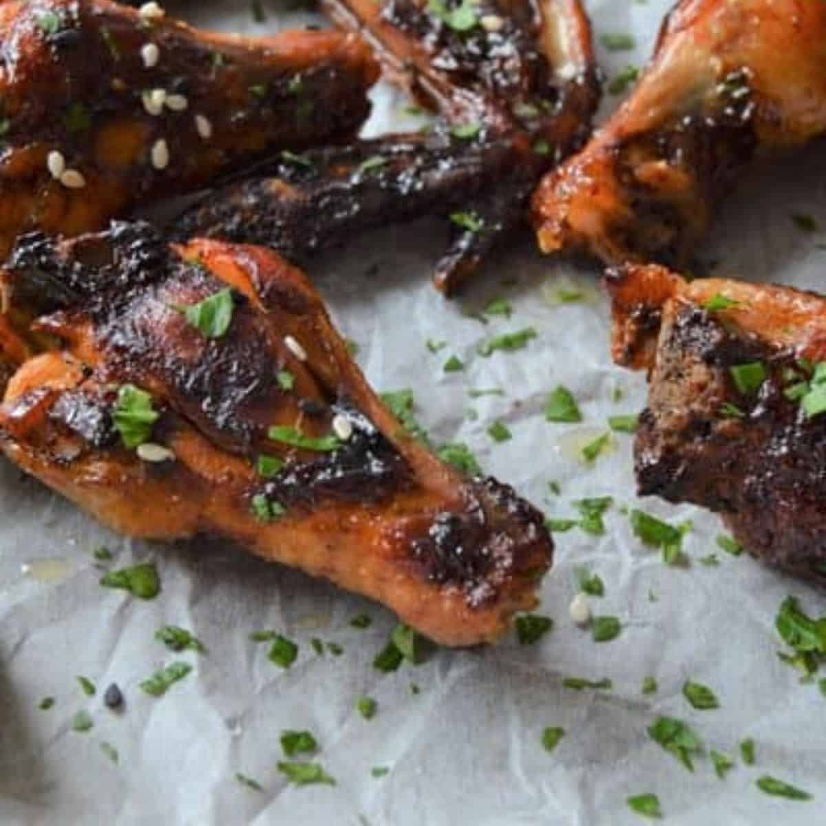 Sticky Honey Sriracha Chicken Wings