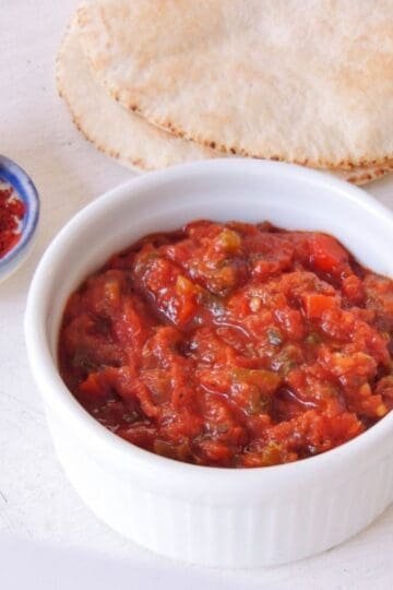 Moroccan Tomatoes and Pepper Salad (chouchouka)
