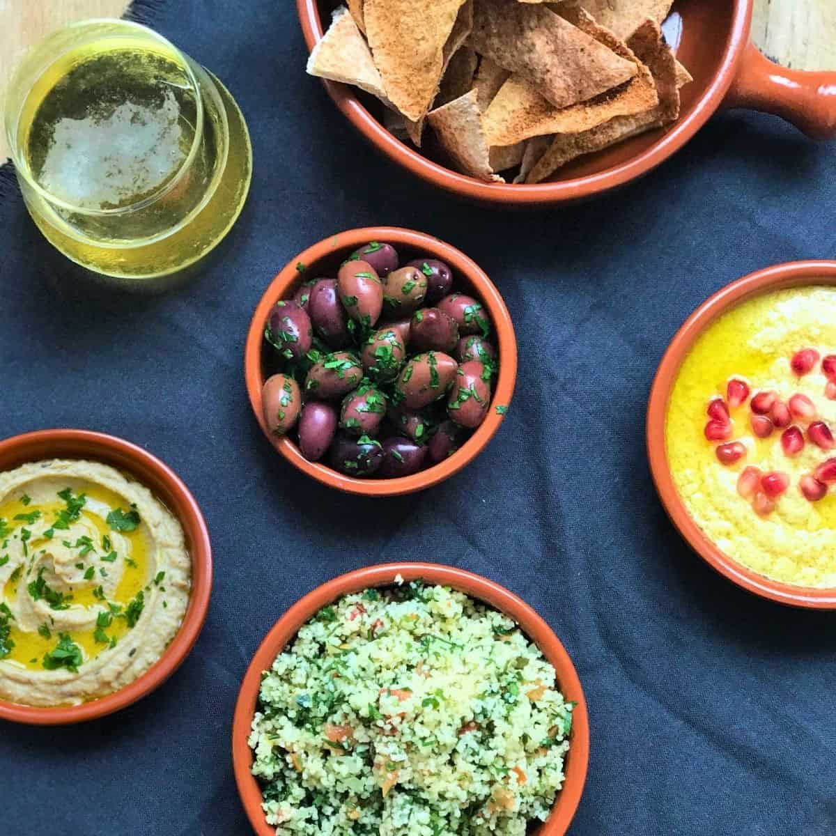 Baba Ganoush (Easy Lebanese Eggplant Dip)