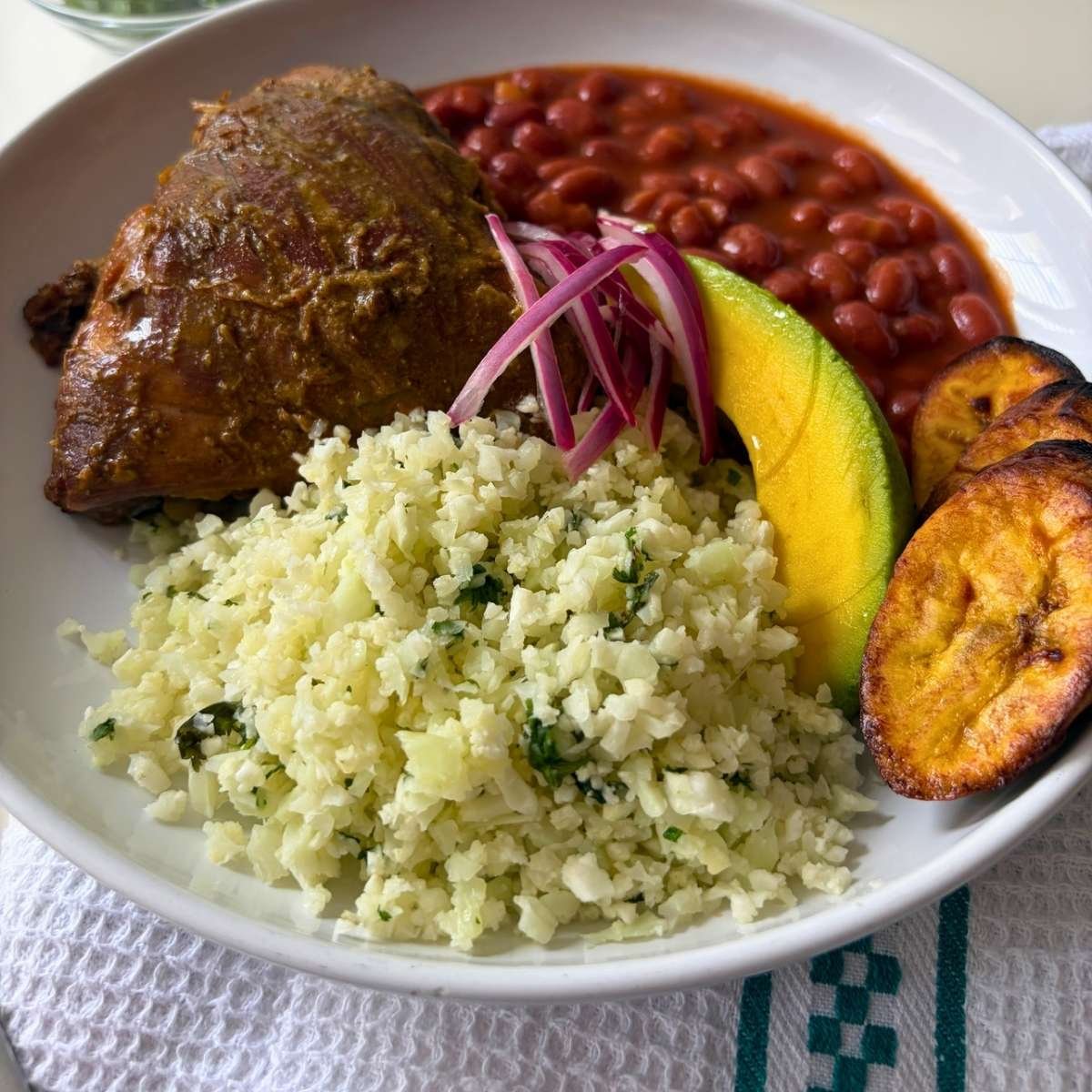 5 High-Protein Dominican Bowls: Familiar Food, With More Protein