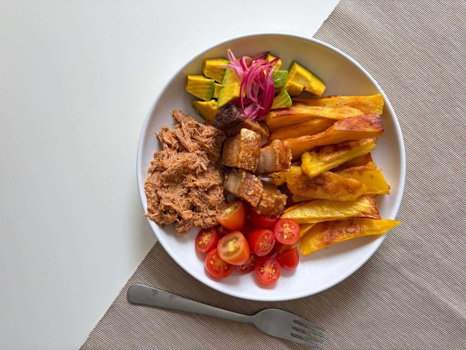 Low-Carb Yaroa Bowl 