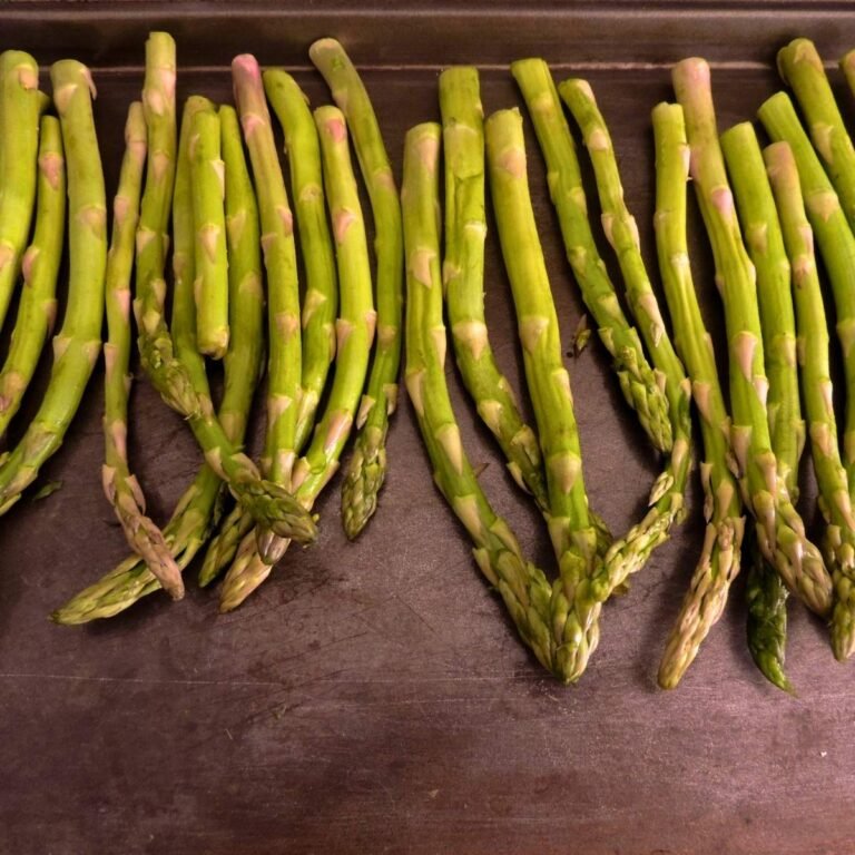 Dominican Roasted Asparagus with Garlic Mojo (20 Minutes)